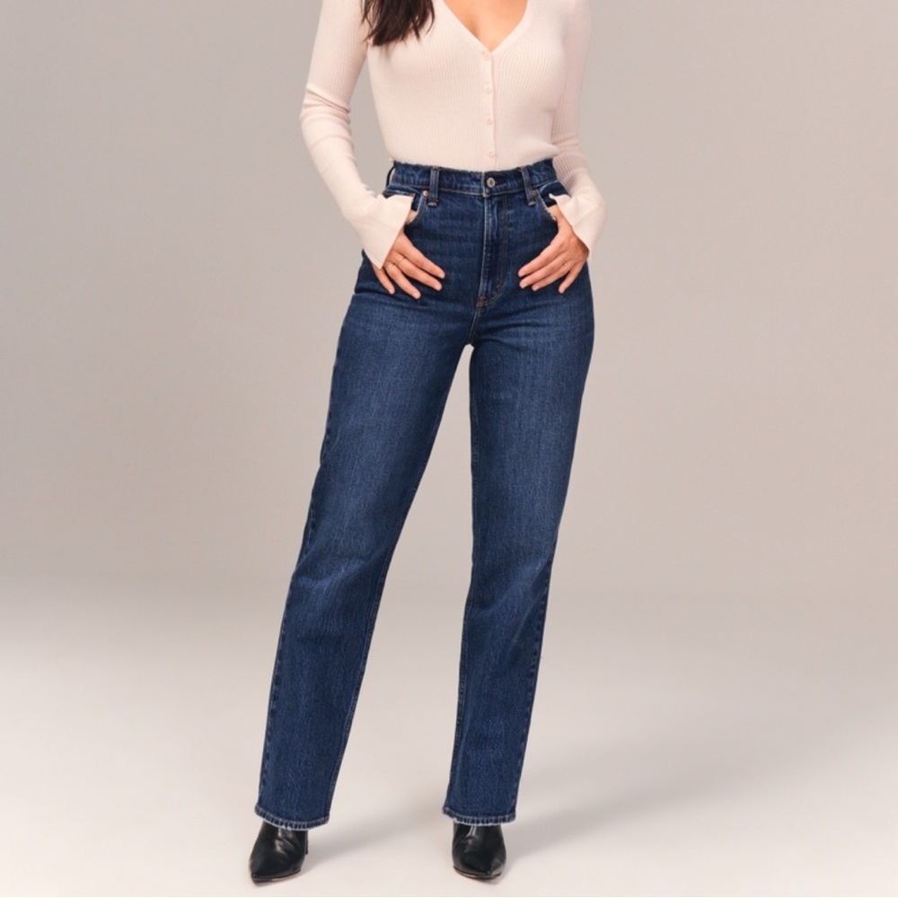 Abercrombie & Fitch Curve Love High Rise 90s Straight Jean 27S
